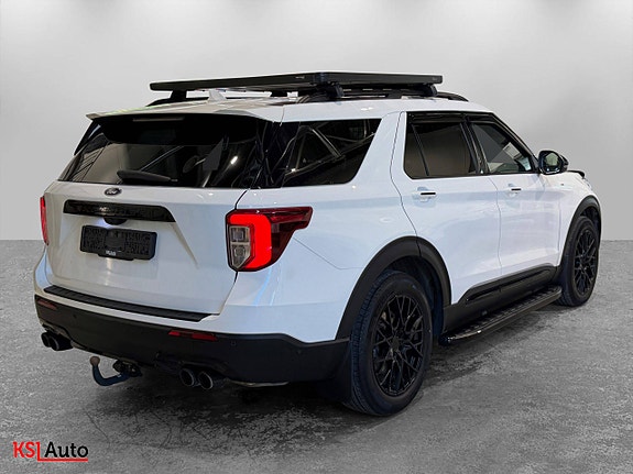 Ford Explorer 5 of 5
