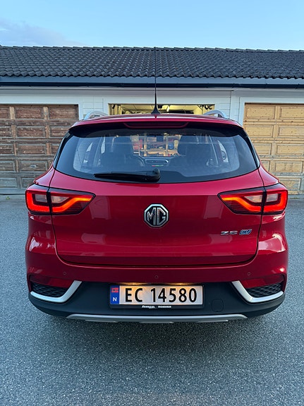 MG ZS EV 2 of 13