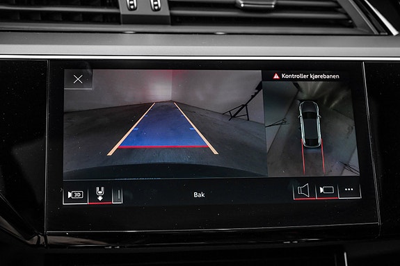 Audi e-tron Sportback 26 of 30