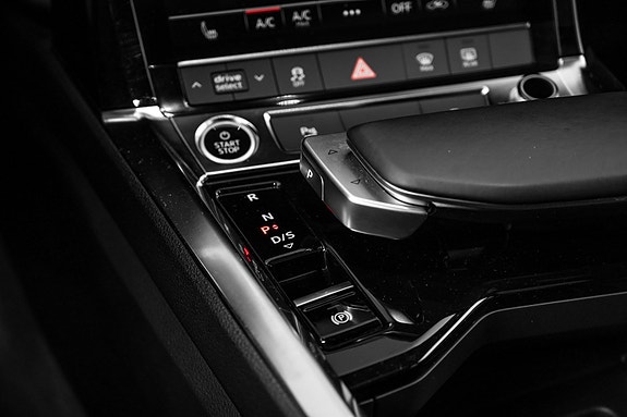 Audi e-tron Sportback 22 of 30