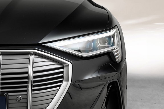 Audi e-tron Sportback 6 of 30