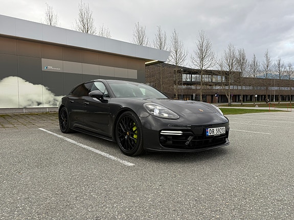 Porsche Panamera 5 of 15