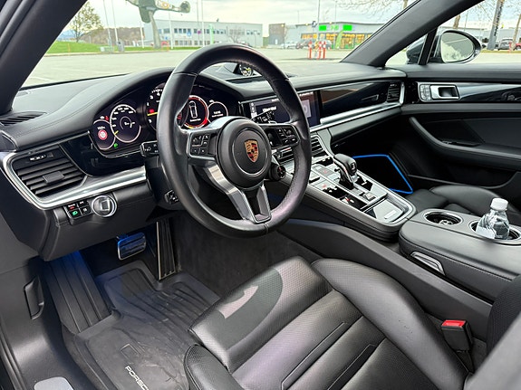 Porsche Panamera 10 of 15