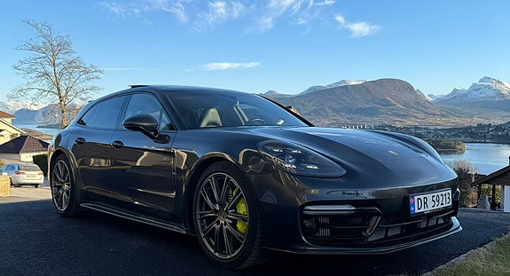 Porsche Panamera 12 of 15