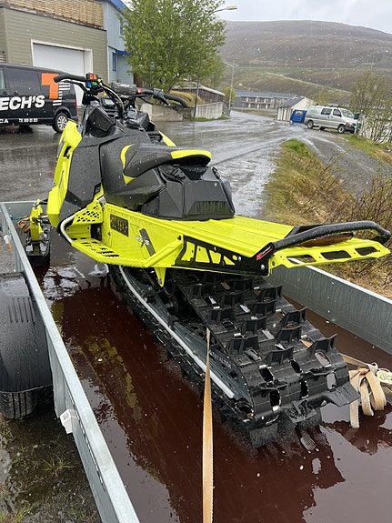 Polaris 850 SKS 146 3 of 9