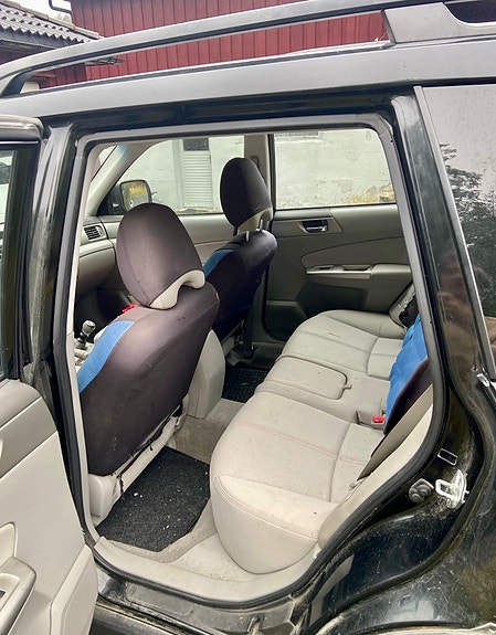 Subaru Forester 5 of 8