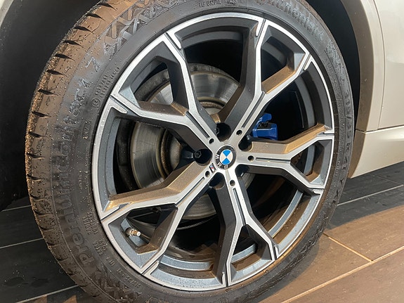 BMW X5 17 of 17