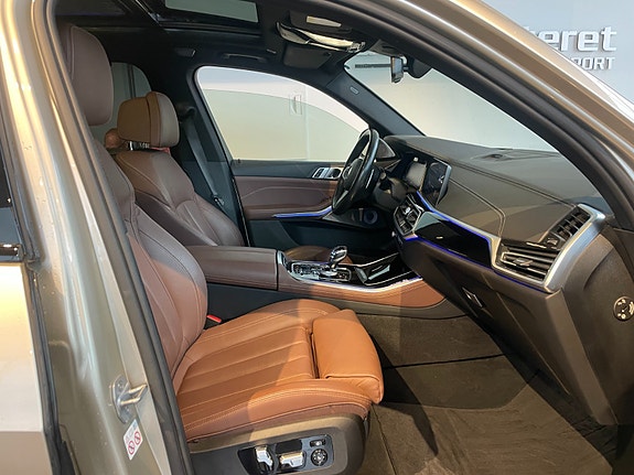 BMW X5 8 of 17