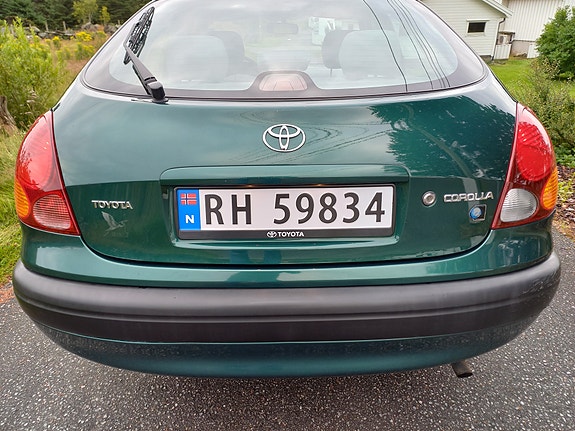 Toyota Corolla 6 of 30