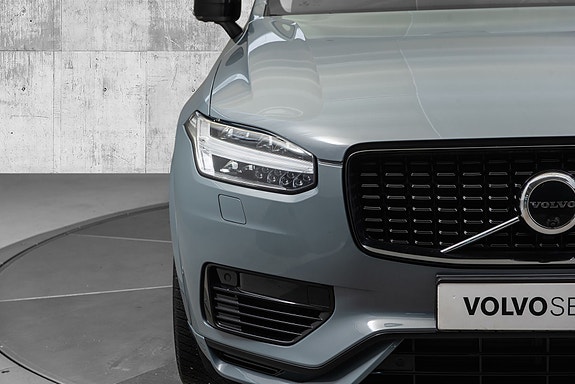 Volvo XC90 3 of 5