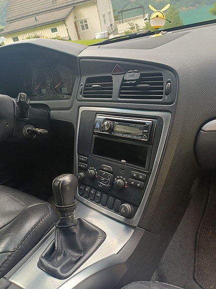 Volvo XC70 9 of 30