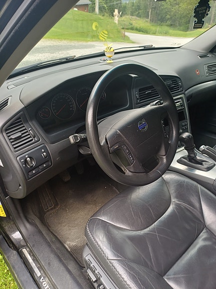 Volvo XC70 7 of 30