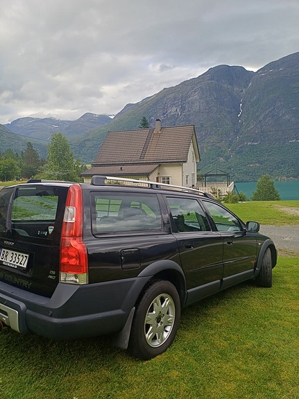 Volvo XC70 28 of 30