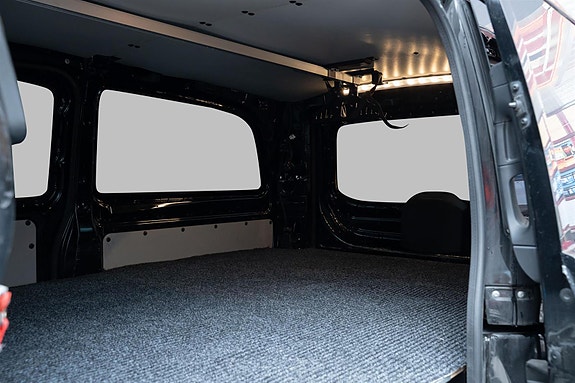 Mercedes-Benz Vito 119 21 of 30