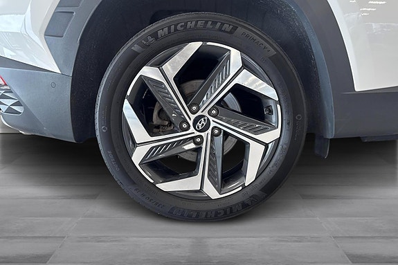 Hyundai Tucson 24 of 24