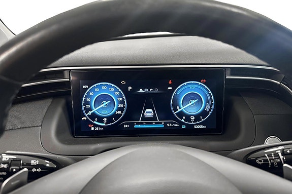 Hyundai Tucson 10 of 24