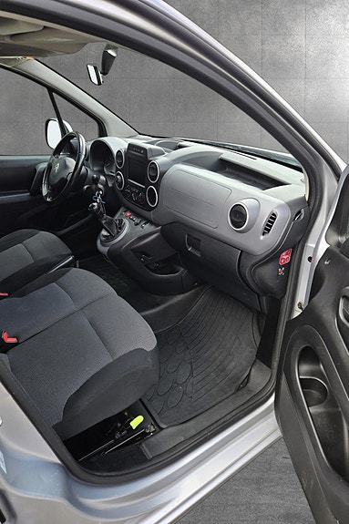 Citroen Berlingo 16 of 24