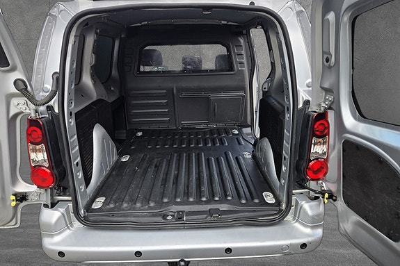 Citroen Berlingo 10 of 24