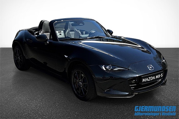 Mazda MX-5 3 of 5
