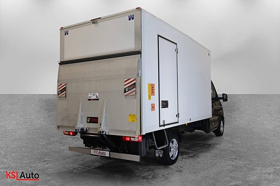 Volkswagen Crafter 4 of 5