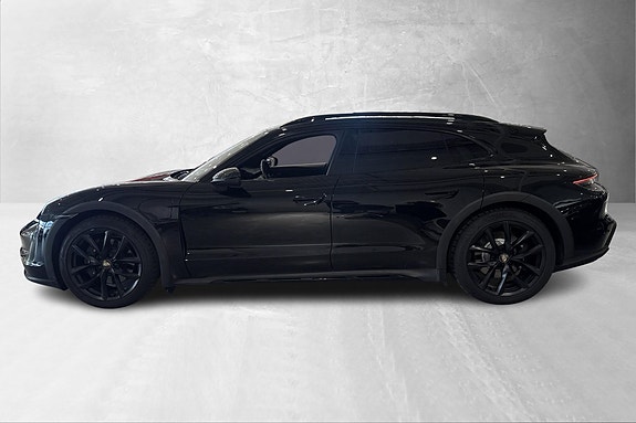 Porsche Taycan Cross Turismo 2 of 5