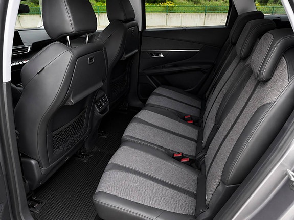 Peugeot 5008 9 of 14