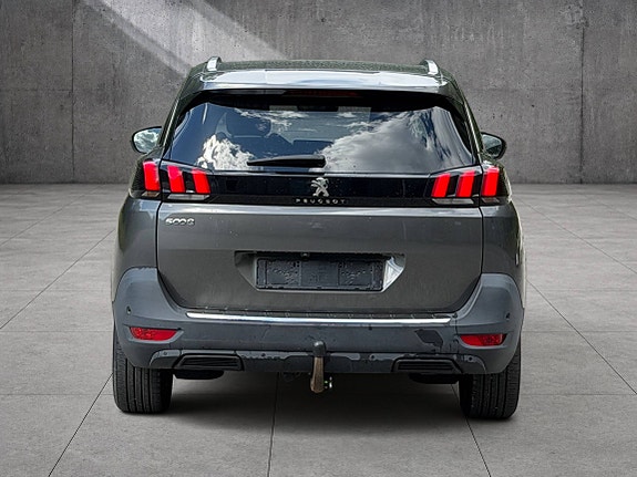 Peugeot 5008 4 of 14