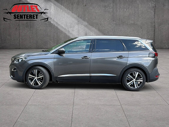 Peugeot 5008 2 of 14