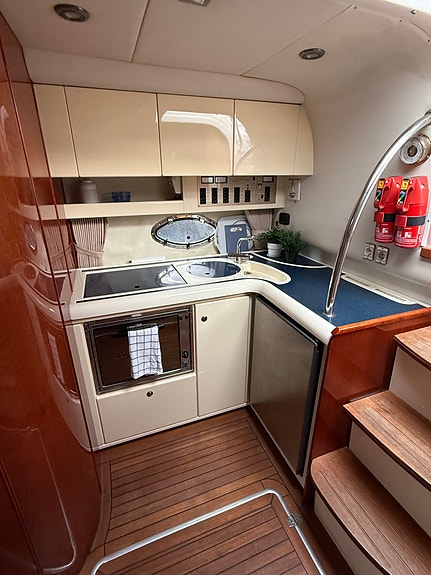 Fairline Targa 37 KAD44 EDC 15 of 30
