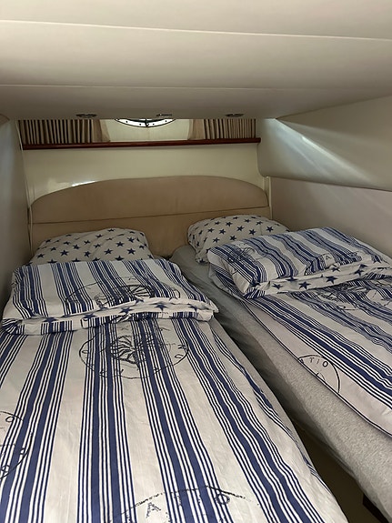 Fairline Targa 37 KAD44 EDC 22 of 30