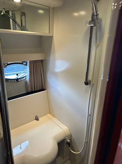 Fairline Targa 37 KAD44 EDC 24 of 30