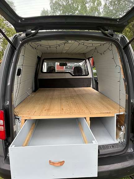 Volkswagen Caddy Maxi 10 of 30