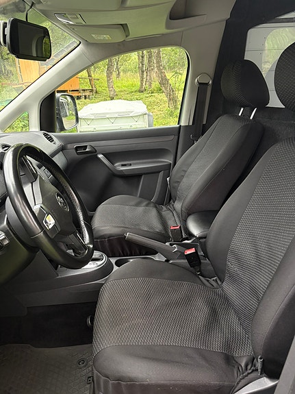 Volkswagen Caddy Maxi 19 of 30