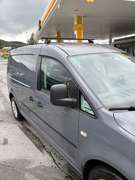 Volkswagen Caddy Maxi 30 of 30