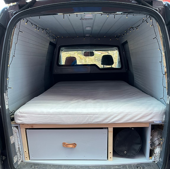 Volkswagen Caddy Maxi 11 of 30