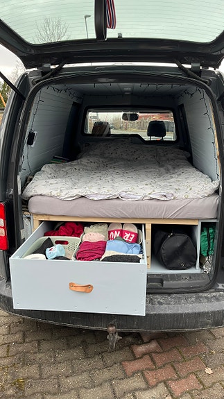 Volkswagen Caddy Maxi 3 of 30