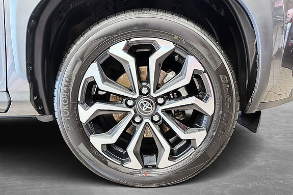 Toyota Yaris Cross 18 of 18