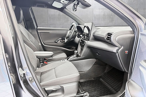 Toyota Yaris Cross 14 of 18