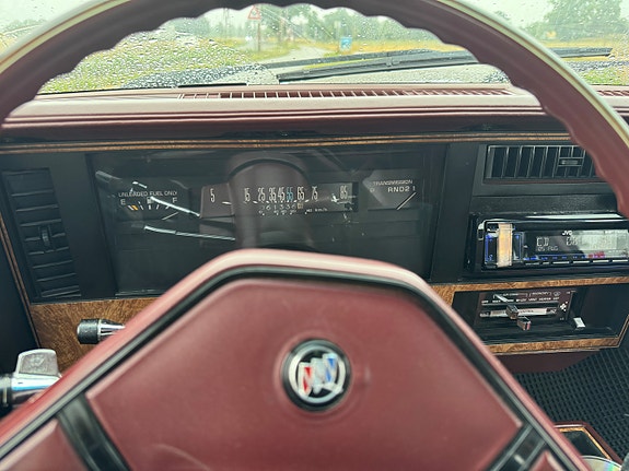 Buick Century 13 of 14
