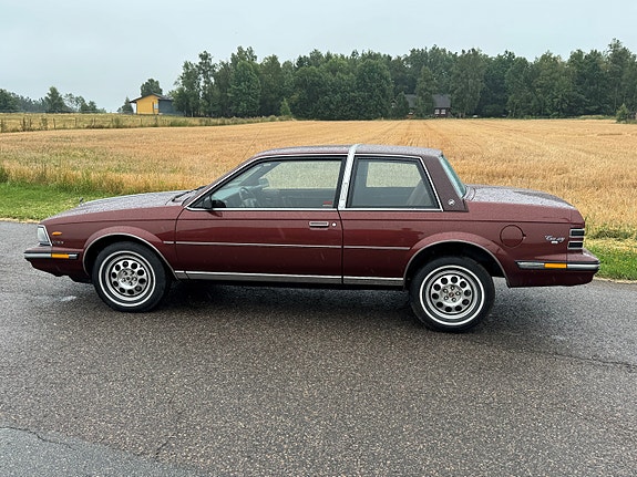 Buick Century 2 of 14