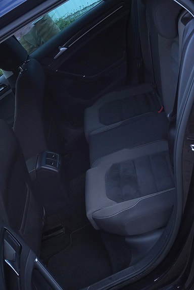Volkswagen Golf VII 11 of 15