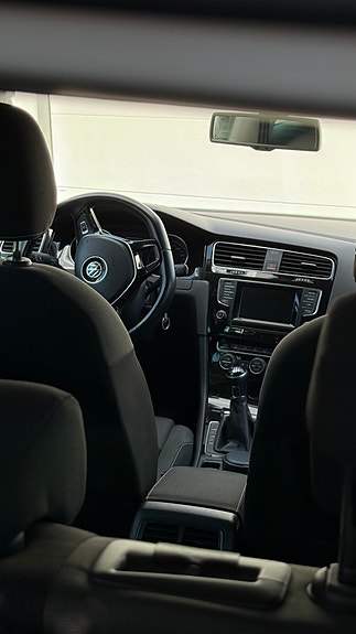 Volkswagen Golf VII 5 of 15
