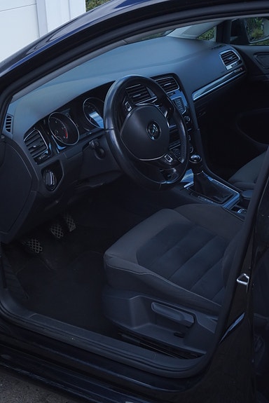 Volkswagen Golf VII 7 of 15