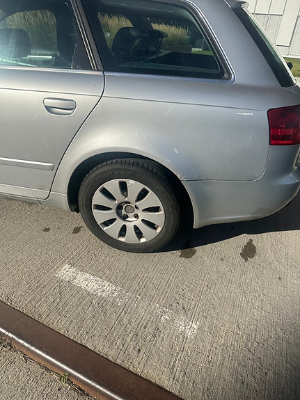 Audi A4 7 of 30