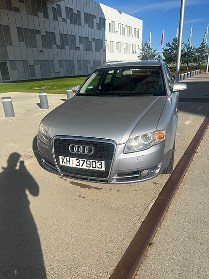 Audi A4 2 of 30