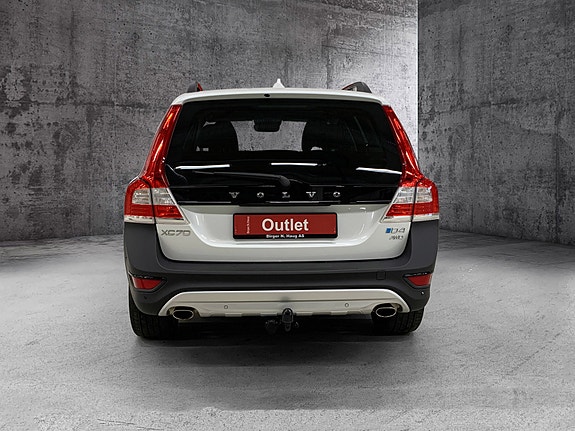 Volvo XC70 3 of 5