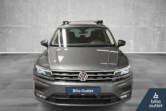 Volkswagen Tiguan 3 of 25