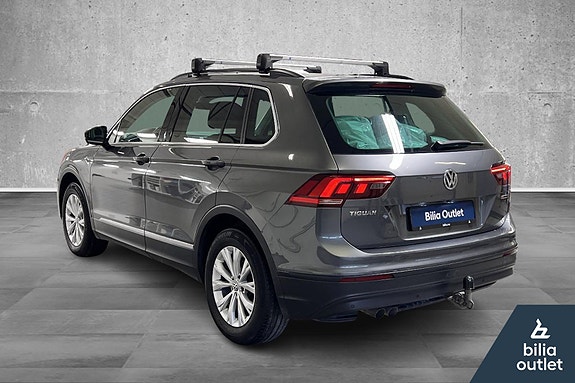 Volkswagen Tiguan 8 of 25