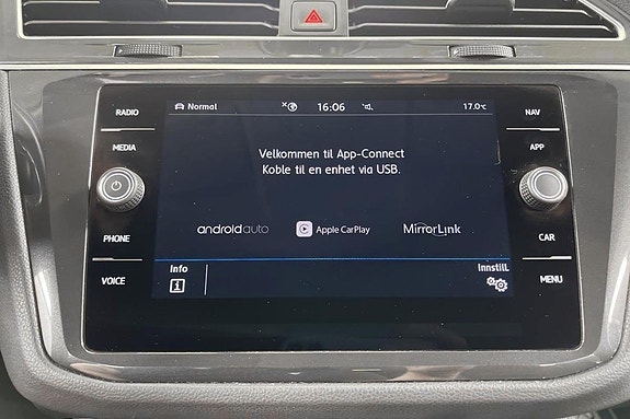 Volkswagen Tiguan 20 of 25