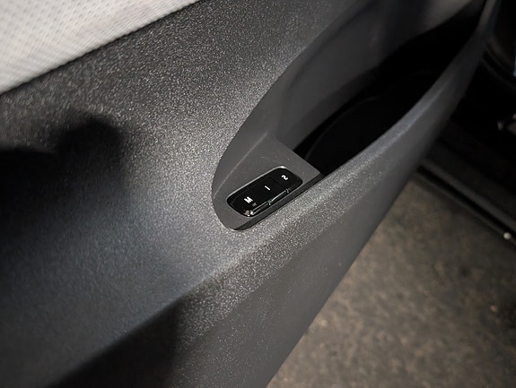 Polestar 2 18 of 26